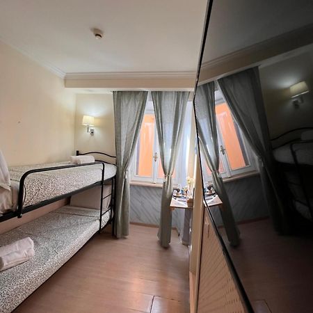 Booking House Rome Hotel Buitenkant foto