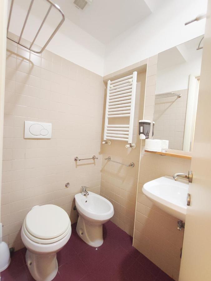 Booking House Rome Hotel Buitenkant foto