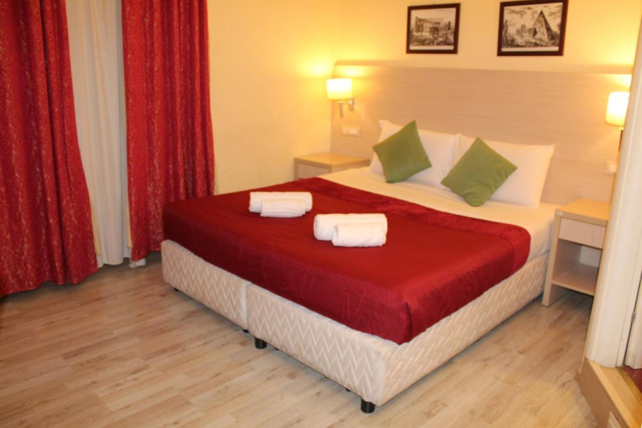 Booking House Rome Hotel Buitenkant foto