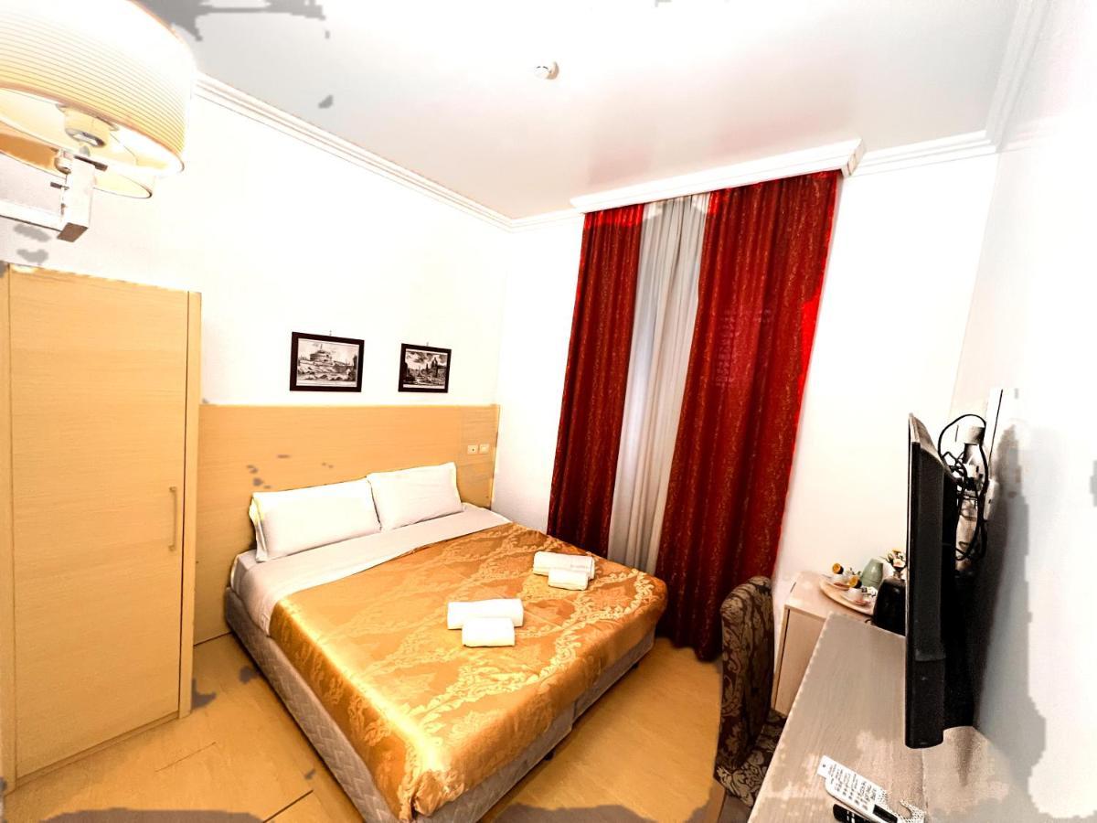 Booking House Rome Hotel Buitenkant foto